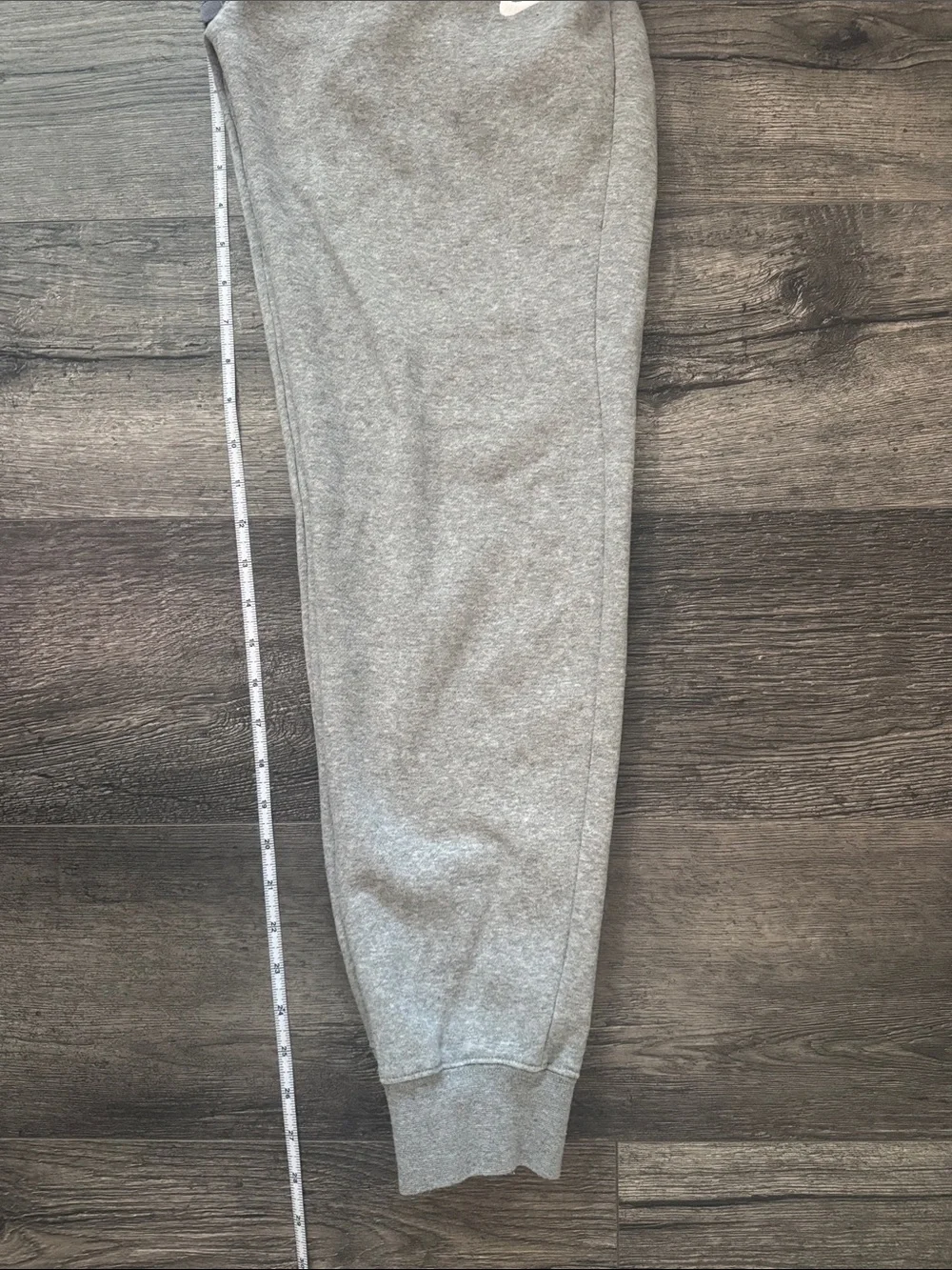 Nike Women’s Heather Grey Fleece Joggers Size Small